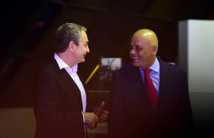 Zapatero-a la izquierda-y Rodríguez Zapatero-a la izquierda-y Rodríguez