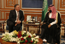Mike Pompeo y Muhamad Bin Salman Mike Pompeo y Muhamad Bin Salman