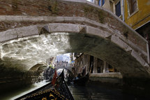 Venecia se tambalea y pide auxilio Venecia se tambalea y pide auxilio