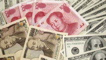 Billetes de Yen, Yuan y dólar