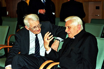 Jürgen Habermas-izquierda-y Joseph Ratzinger.