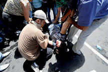 La maestra Ilse Ivania Velásquez, golpeada por la policía en una manifestación, murió poco después. La maestra Ilse Ivania Velásquez, golpeada por la policía en una manifestación, murió poco después.