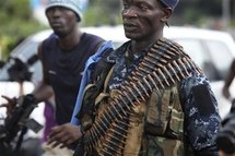 Un soldado rebelde, leal a Ouattara.