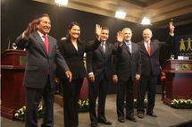 Los candidatos, de izquierda a derecha, Toledo, Fujimori, Humala, Kuczynski y Castañeda.