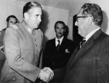 Augusto Pinochet y Henry Kissinger.