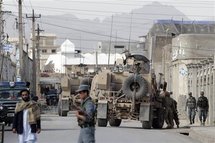 Afganistán: mueren 9 soldados en atentado suicida en base militar afgana Afganistán: mueren 9 soldados en atentado suicida en base militar afgana