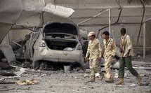 Daños causados por un bombardeo de la OTAN en Tripoli, Libia. Daños causados por un bombardeo de la OTAN en Tripoli, Libia.