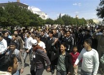 Manifestantes en Homs, Siria.