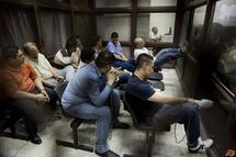 Juancho León, un capo de la droga asesinado en 2008, y otros, durante un juicio. Juancho León, un capo de la droga asesinado en 2008, y otros, durante un juicio.