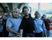 Un activista, detenido en el aeropuerto de Tel Aviv. Un activista, detenido en el aeropuerto de Tel Aviv.
