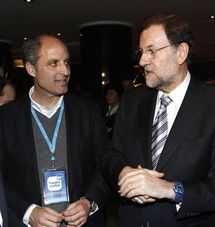 Francisco Camps, a la izquierda, y Mariano Rajoy.