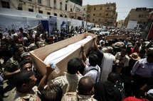 Las fuerzas de Gadafi reconquistan la ciudad libia de Katrun, en el sudoeste Las fuerzas de Gadafi reconquistan la ciudad libia de Katrun, en el sudoeste