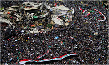 Manifestantes en la plaza de la Liberación, en El Cairo, Egipto. Manifestantes en la plaza de la Liberación, en El Cairo, Egipto.