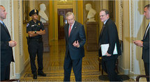 Los senadores demócratas Harry Reid y Mark Pryor. Los senadores demócratas Harry Reid y Mark Pryor.