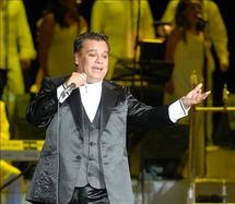 Juan Gabriel.