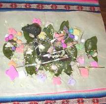 Ofrenda a la Pachamama. Ofrenda a la Pachamama.