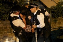 Los británicos divididos sobre las causas de los disturbios
