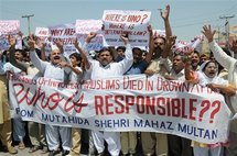 Manifestación en Pakistán contra los bombardeos de aviones estadounidenses teledirigidos.