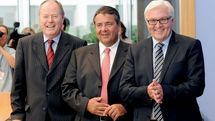 Los dirigentes del SPD Peer Steinbrück, Sigmar Gabriel y Frank Walter Steinmeier. Los dirigentes del SPD Peer Steinbrück, Sigmar Gabriel y Frank Walter Steinmeier.