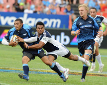 Bryan Habana, a la izquierda, con el balón.