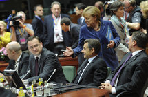 Merkel, Sarkozy y otros gobernantes europeos. Merkel, Sarkozy y otros gobernantes europeos.