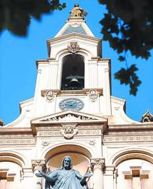 El campanario de la iglesia Felicitas, en Buenos Aires.