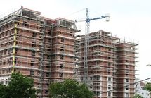 España pagará durante mucho tiempo el estallido de la burbuja inmobiliaria España pagará durante mucho tiempo el estallido de la burbuja inmobiliaria