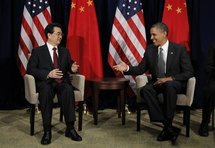 Hu Jintao-izquierda-y Barak Obama, durante la cumbre de APEC. Hu Jintao-izquierda-y Barak Obama, durante la cumbre de APEC.