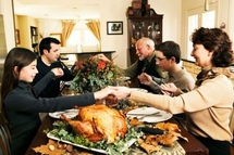 La fiesta familiar de Thanksgiving amenazada por la fiebre consumista