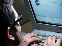 Argentina: Siete de cada diez jóvenes prefieren Internet a la lectura y la televisión Argentina: Siete de cada diez jóvenes prefieren Internet a la lectura y la televisión