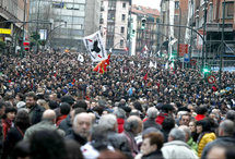 Manifestantes en Bilbao.