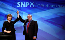 Alex Salmond, a la derecha, y Nicola Sturgeon, en un encuentro del SNP