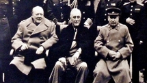 De izquierda a derecha, Churchill, Roosevelt y Stalin, en 1943.