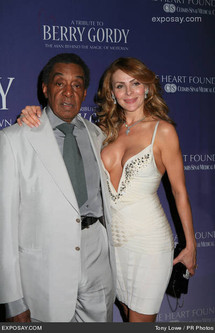 Don Cornelius y su esposa Victoria.