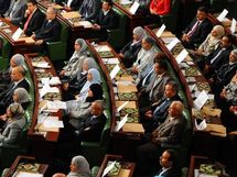 Islamistas tunecinos renuncian a inscribir ley islámica en la Constitución Islamistas tunecinos renuncian a inscribir ley islámica en la Constitución