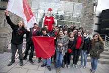 Estudiantes de Quebec proponen medidas para poner fin a 12 semanas de huelga