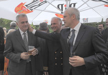 Tomislav Nikolic-izquierda-y Boris Tadic.