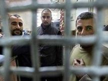 Prisioneros detenidos en Israel continúan la huelga de hambre