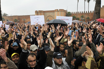 Gran manifestación en Marruecos contra gobierno islamista por mejora social Gran manifestación en Marruecos contra gobierno islamista por mejora social