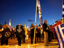 Detenidos dos diputados griegos neonazis tras un ataque a un inmigrante