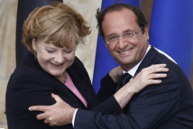 Angela Merkel-izquierda-y François Hollande