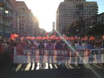 Manifestantes contra los recortes, en Valencia.