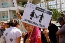Mujeres manifestándose en Túnez.
