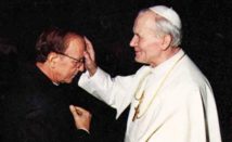 Marcial Maciel-a la izquierda-y el Papa Juan Pablo II Marcial Maciel-a la izquierda-y el Papa Juan Pablo II