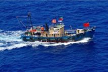 El barco chino que ha ido a las islas disputadas.