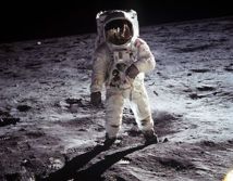 Fallece a los 82 años Neil Armstrong, primer hombre en pisar la Luna