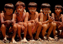 Niños Yanomami