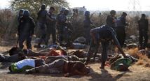 Mineros sudafricanos heridos por la policía.