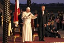 El Papa Benedicto XVI-a la izquierda-y Michel Suleiman. El Papa Benedicto XVI-a la izquierda-y Michel Suleiman.