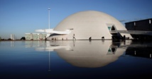 El museo nacional de Brasilia, diseñado por Niemeyer.